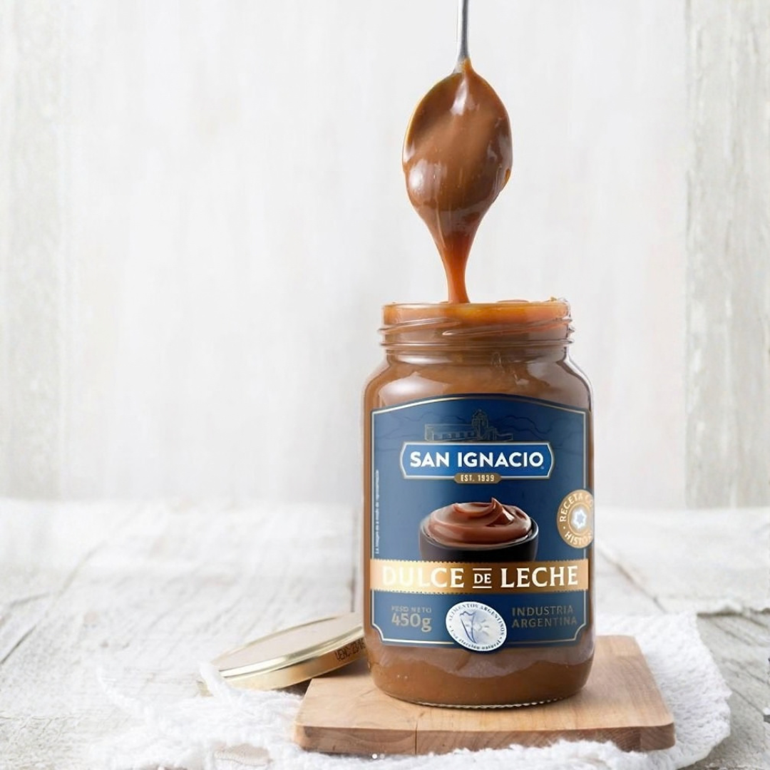 Creamy dulce de leche spread for desserts and pastries