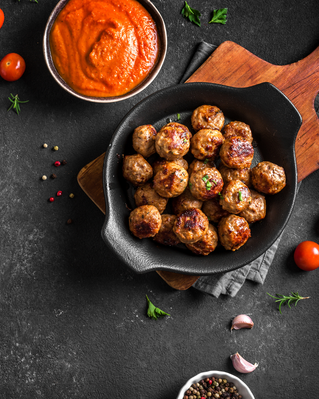 Albóndigas en Salsa Española: Traditional Spanish Meatballs