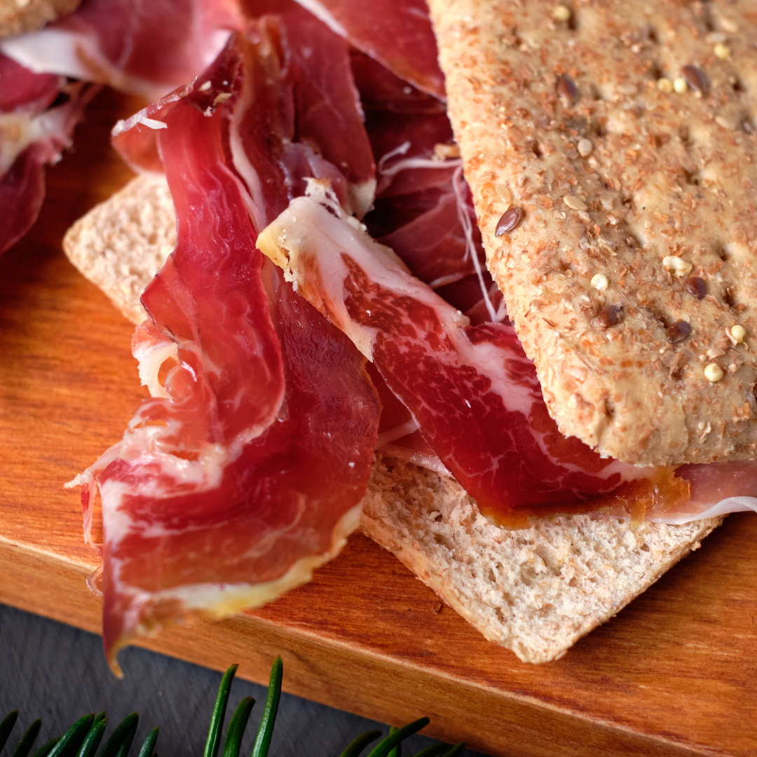 Iberian Grain+Grass Fed Ham Boneless 36m - Jamon Iberico Cebo Campo sin Hueso 36m. La Nava - Solfarmers