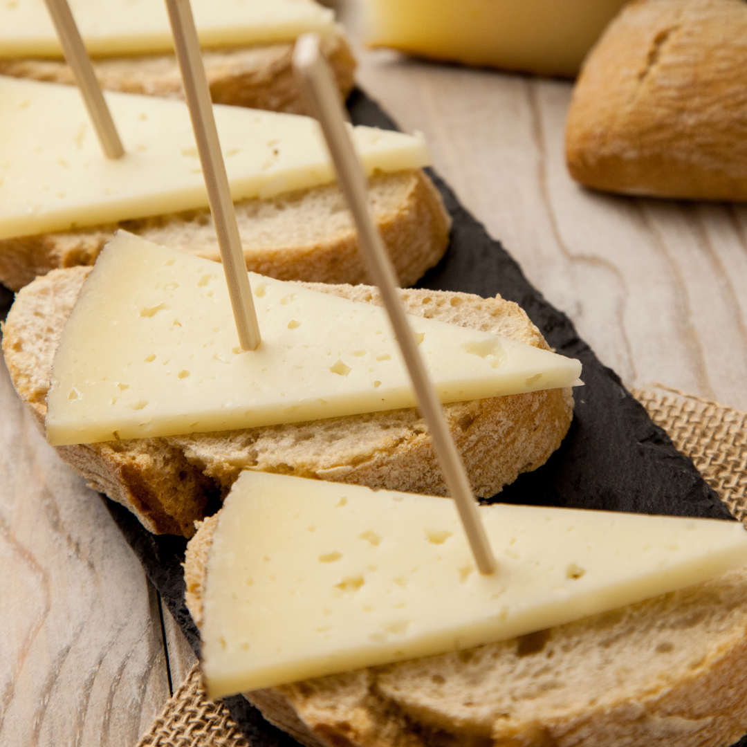 Sheep Cheese Manchego Style Cured 6 Months - Queso de Oveja estilo Manchego Curado. 250g - Little Spain Market